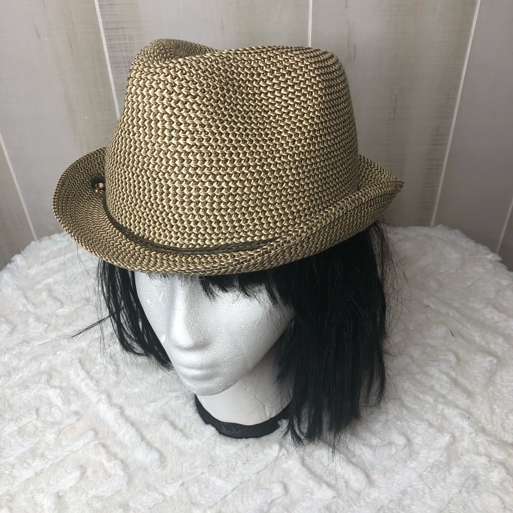Nine West Hat like new